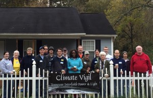 Knoxville TIPL's weatherization day